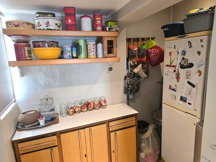 3 Bedroom Property for Sale in Denneburg Western Cape